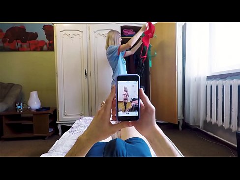❤️ Polusestra je natjerala brata da svrši neposredno prije nego što je mama došla kući ️ Jebeni video kod nas ❌️❤