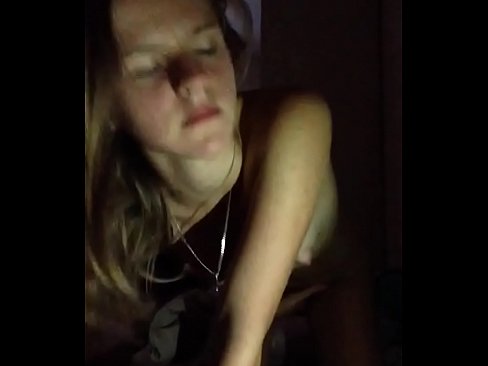 ❤️ Djevojka masturbira i svršava ️ Jebeni video kod nas ❌️❤